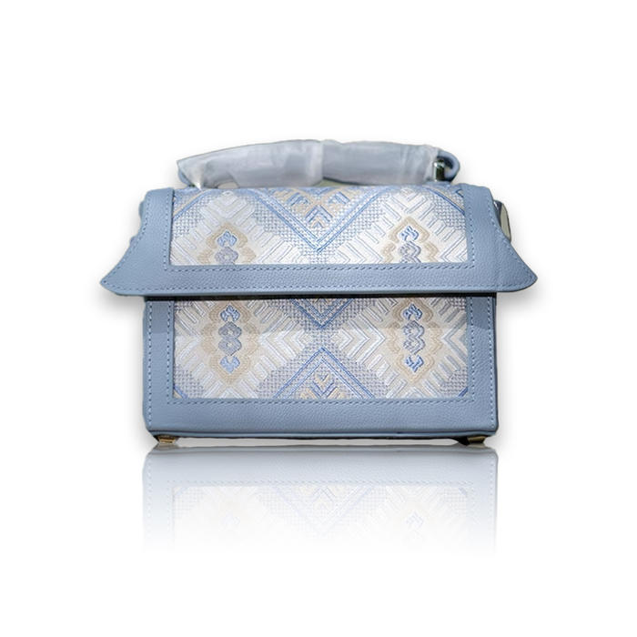 Original Art Zhuang brocade Zhuang village small bag versatile, niche Zhuang ethnic style square box splicing cowhide crossbody women's bag Original Art Zhuang brocade Zhuang village small bag versatile, niche Zhuang ethnic style square box splicing cowhide crossbody women's bag
